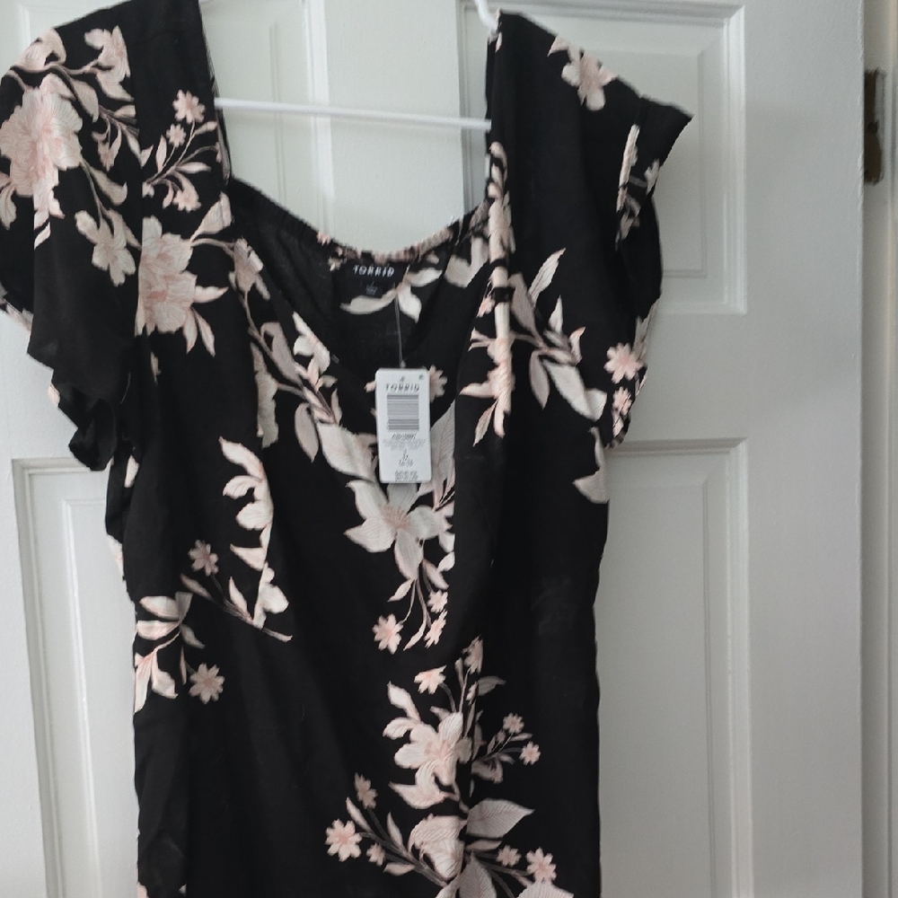 Torrid Black and Pink Floral Blouse